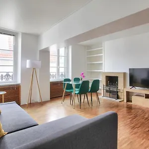 3 Bedrooms Le Marais Beauregard Apartamento