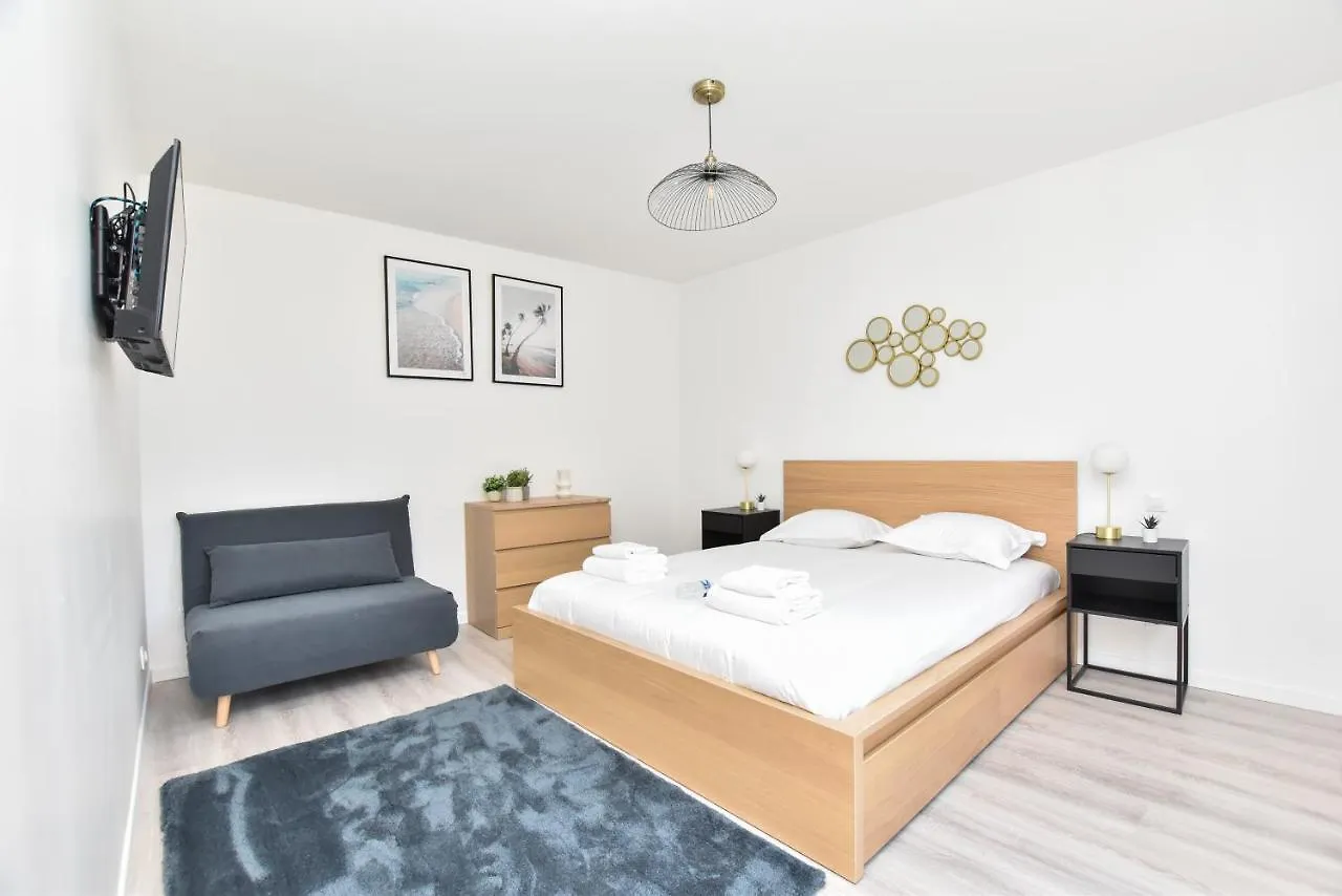 Authentic Apartment - 1Br-4P - La Villette Paris 0*,  Frankreich